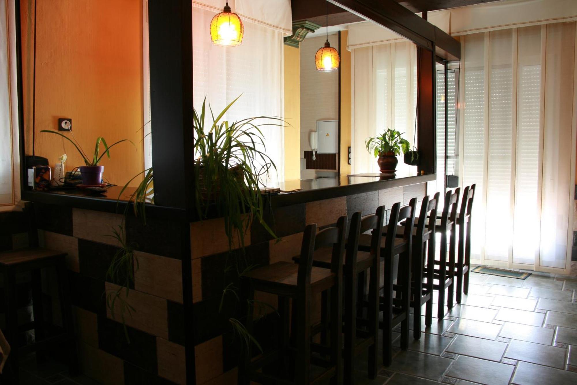 Apartahotel Al Alba Pozo Alcon Ngoại thất bức ảnh