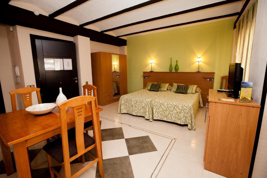 Apartahotel Al Alba Pozo Alcon Phòng bức ảnh